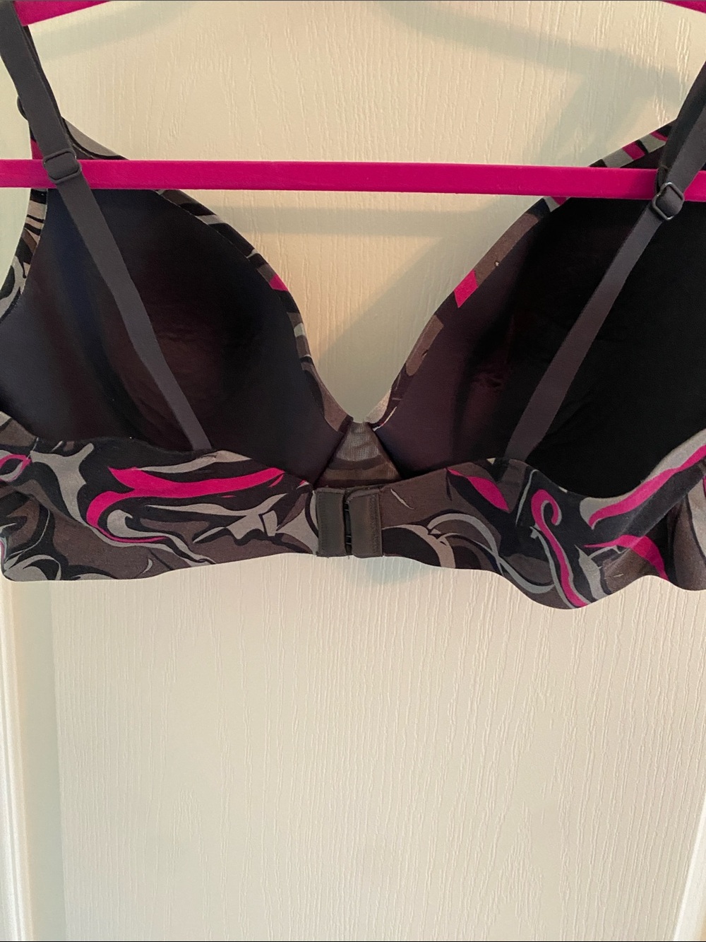 Maidenform Black, Pink & Gray Swirl Underwire Bra - Picture 3 of 4